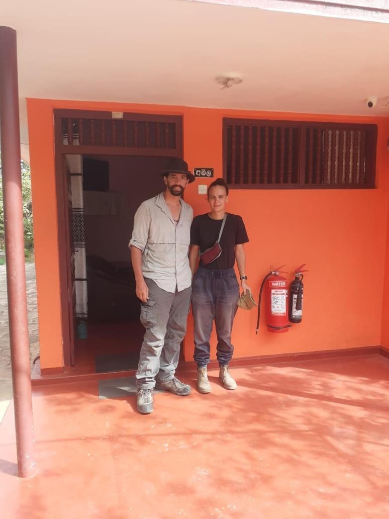 Amila Guest Hotell Trincomalee Rom bilde